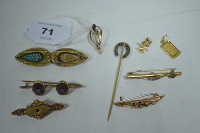 Lot 71 - Jewellery items