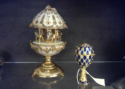 Lot 260 - House of Faberge Franklin egg, and another similar