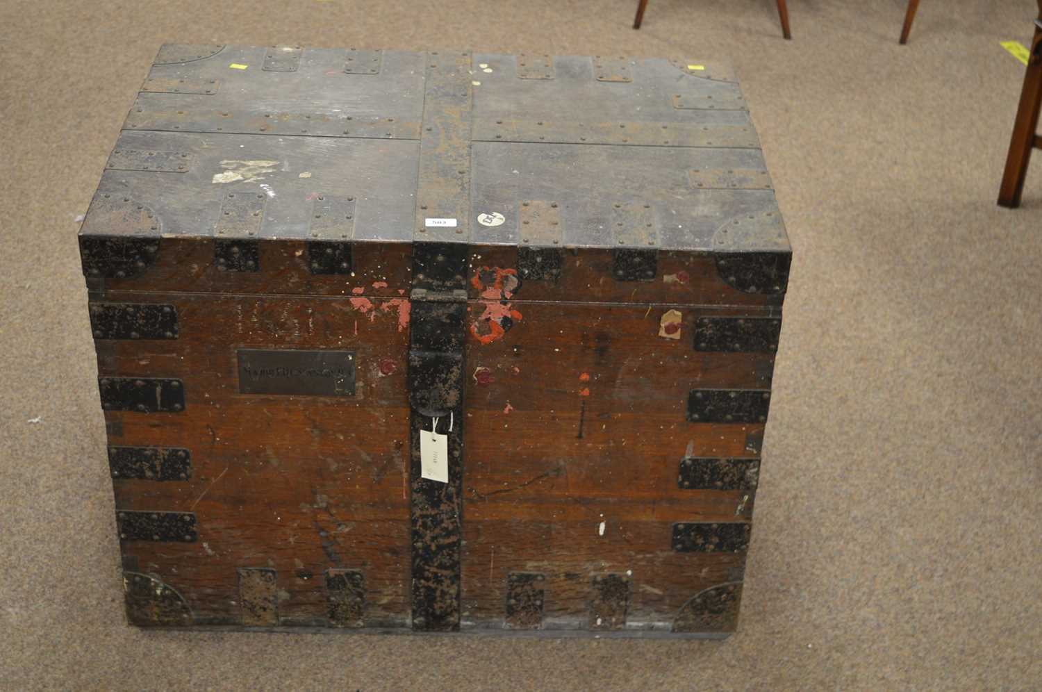 Lot 503 - silver chest