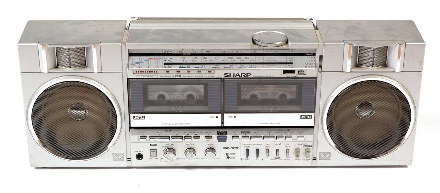 Lot 1139 - Sharp GF-500E Radio/tape recorder
