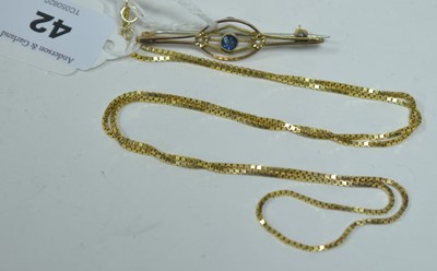 Lot 42 - Box link chain and Edwardian brooch