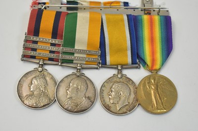 Lot 272 - Queen's and King's South Africa and WWI group