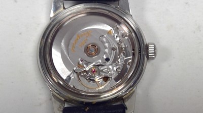 Lot 4 - Longines Conquest automatic watch