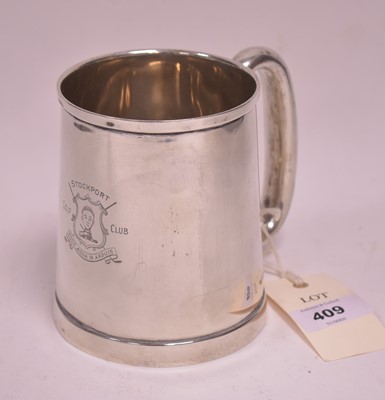 Lot 409 - Silver mug
