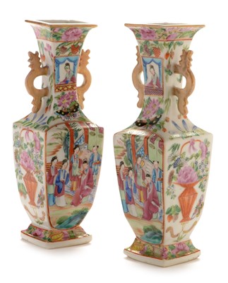 Lot 466 - Pair of small Canton vases