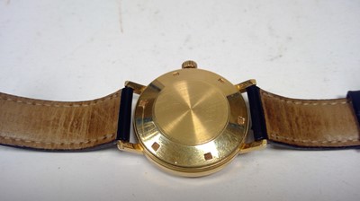 Lot 29 - 18k gold Girard Perregaux Gyromatic Chronometer HF