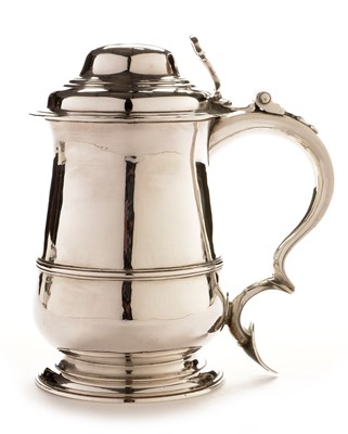 Lot 238 - A George II silver covered tankard by William Shaw & William Priest