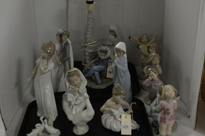 Lot 472 - Nao children / Lladro / Nao figurines