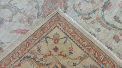 Lot 884 - Tabriz carpet