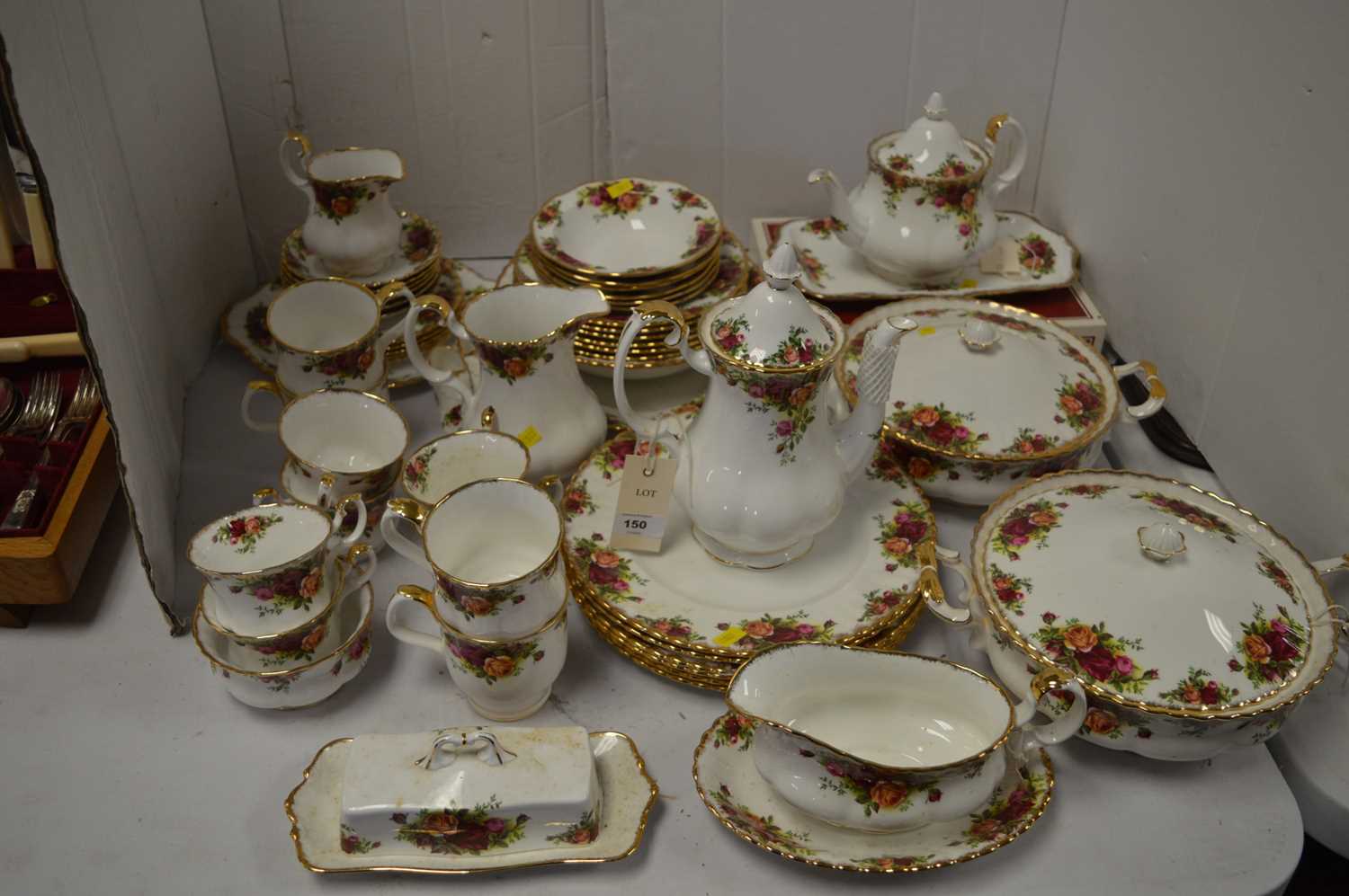 Lot 150 - Royal Albert Old Country Roses dinner and tea set