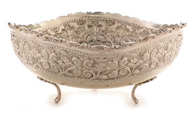 Lot 256 - Indo-Persian silver bowl