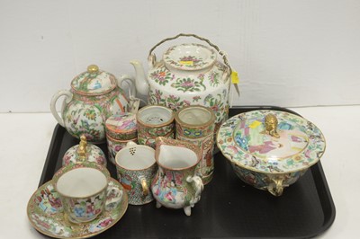 Lot 459 - 19th and 20th Century Cantonese Famille Rose