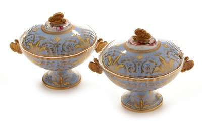 Lot 490 - Pair English porcelain sauce tureens and covers