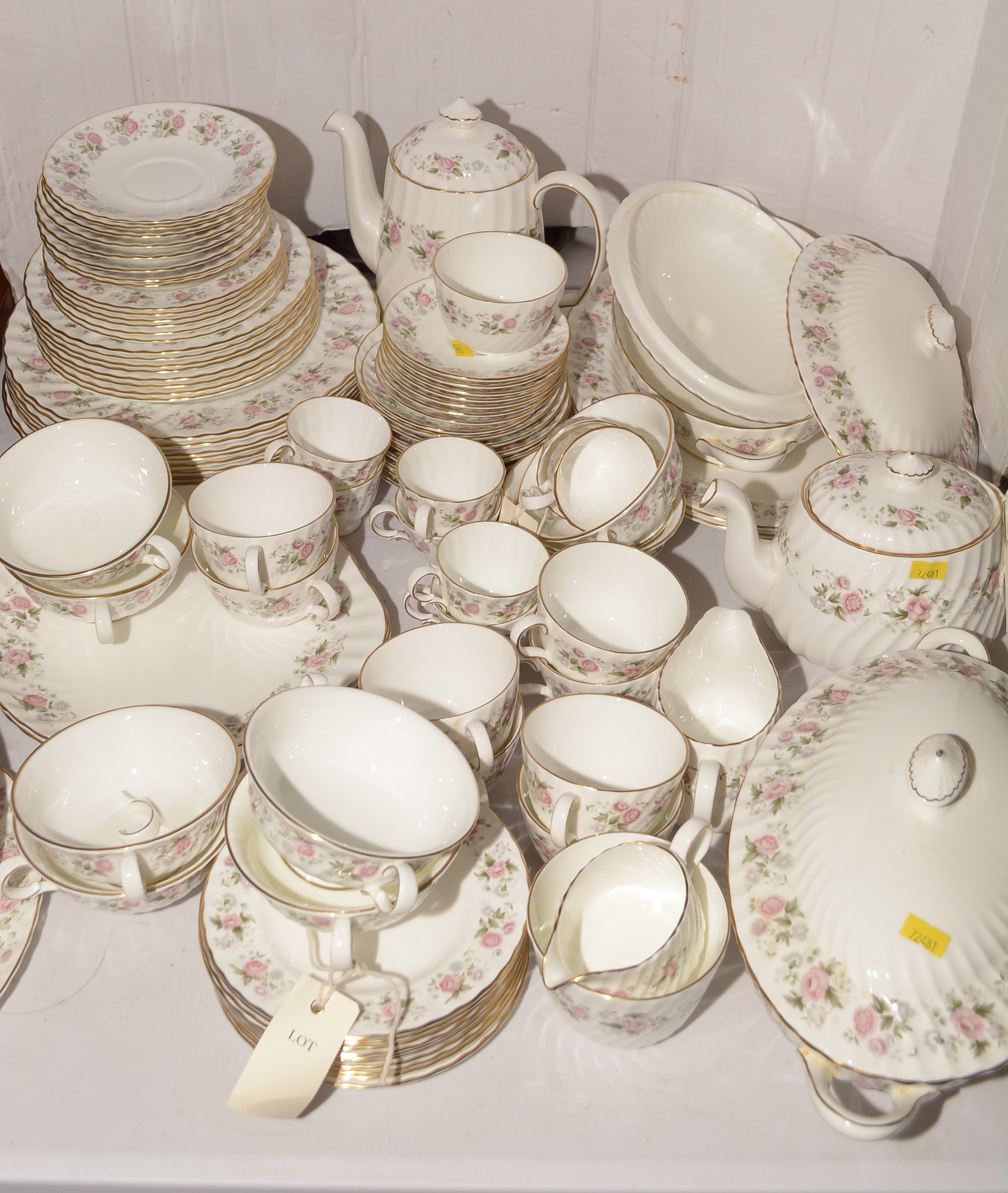 Lot 294 Minton Spring Bouquet service