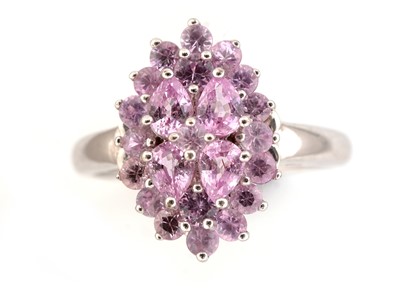Lot 43 - Pink sapphire dress ring