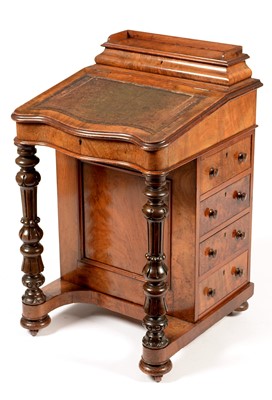 Lot 824 - Victorian walnut Davenport