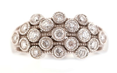 Lot 71 - Diamond dress ring