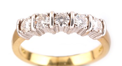 Lot 7 - Five stone diamond ring