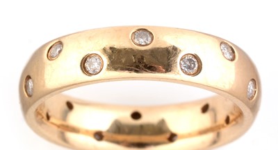 Lot 116 - Diamond eternity ring