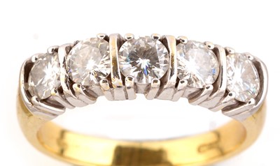 Lot 128 - Five stone diamond ring