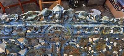 Lot 826 - Coalbrookdale nasturtium pattern cast iron garden bench