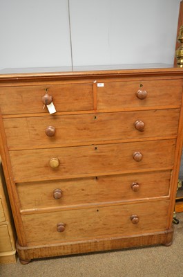 Lot 545 - Victorian mahogany chest of drawers