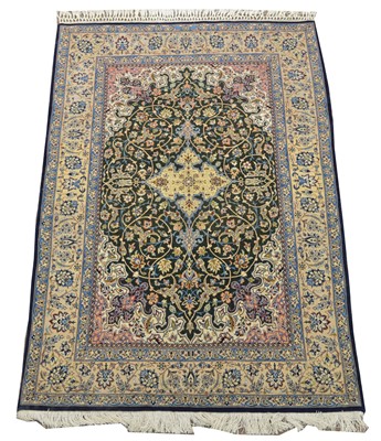 Lot 654 - Silk rug