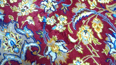 Lot 625 - Isfahan rug