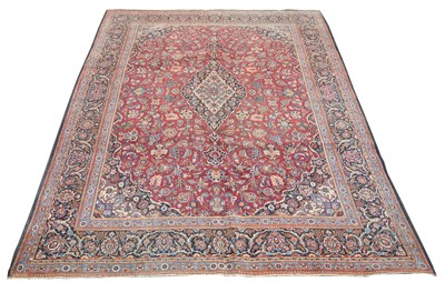Lot 634 - Kashan carpet