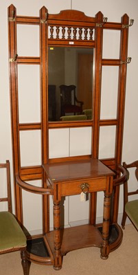 Lot 715 - Early 20th Century hallstand