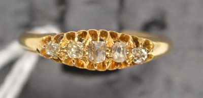 Lot 24 - Five stone diamond ring