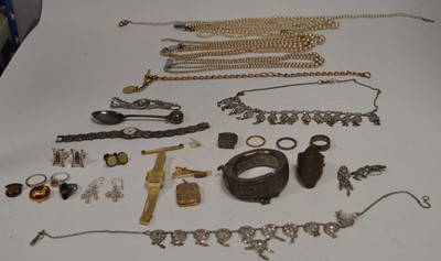 Lot 73 - Costume and other jewellery