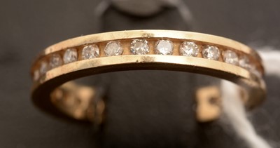 Lot 2 - Diamond eternity ring