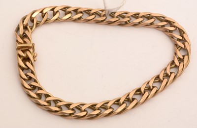 Lot 59 - Gold bracelet