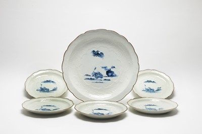 Lot 609 - A Japanese blue and white part service