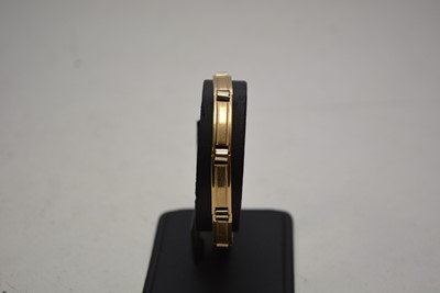 Lot 98 - A 9ct yellow gold bracelet