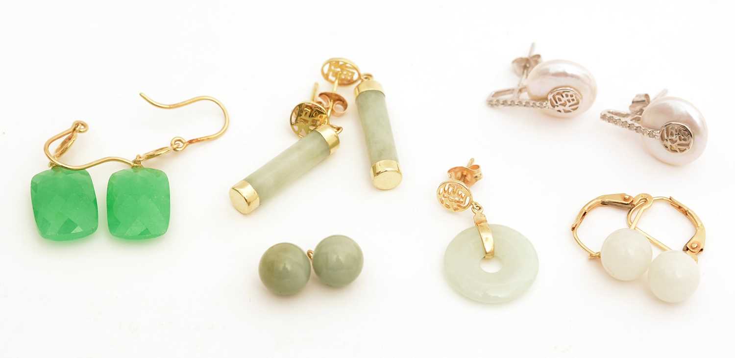 Lot 92 - Jade and other earrings