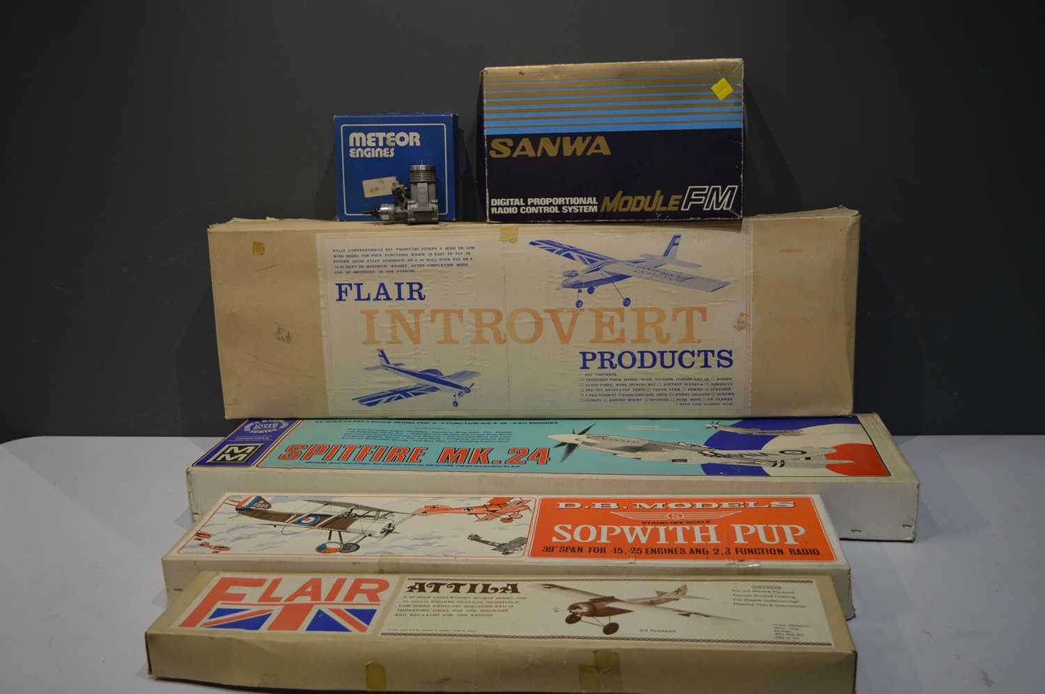 Lot 1291 - Plastic kits and Models section