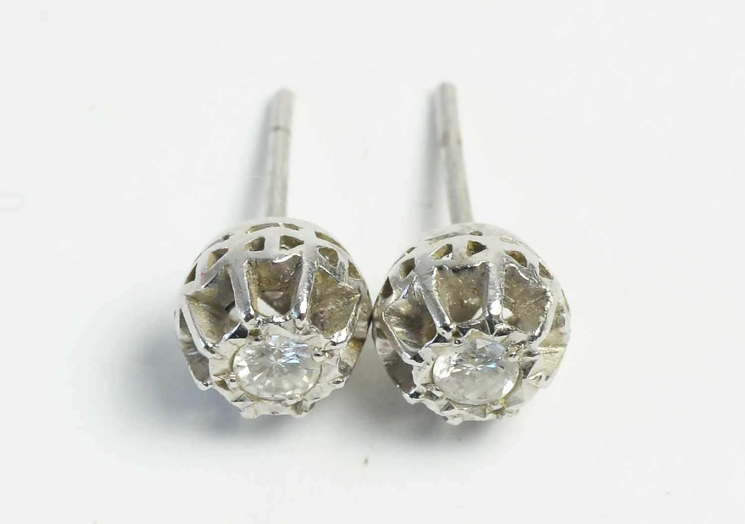 Lot 37 - Pair diamond stud earrings