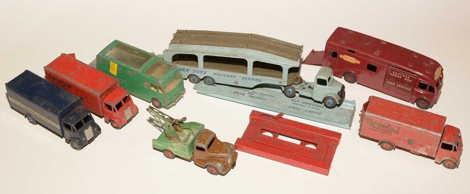 Lot 1106 - Dinky vehicles - various.