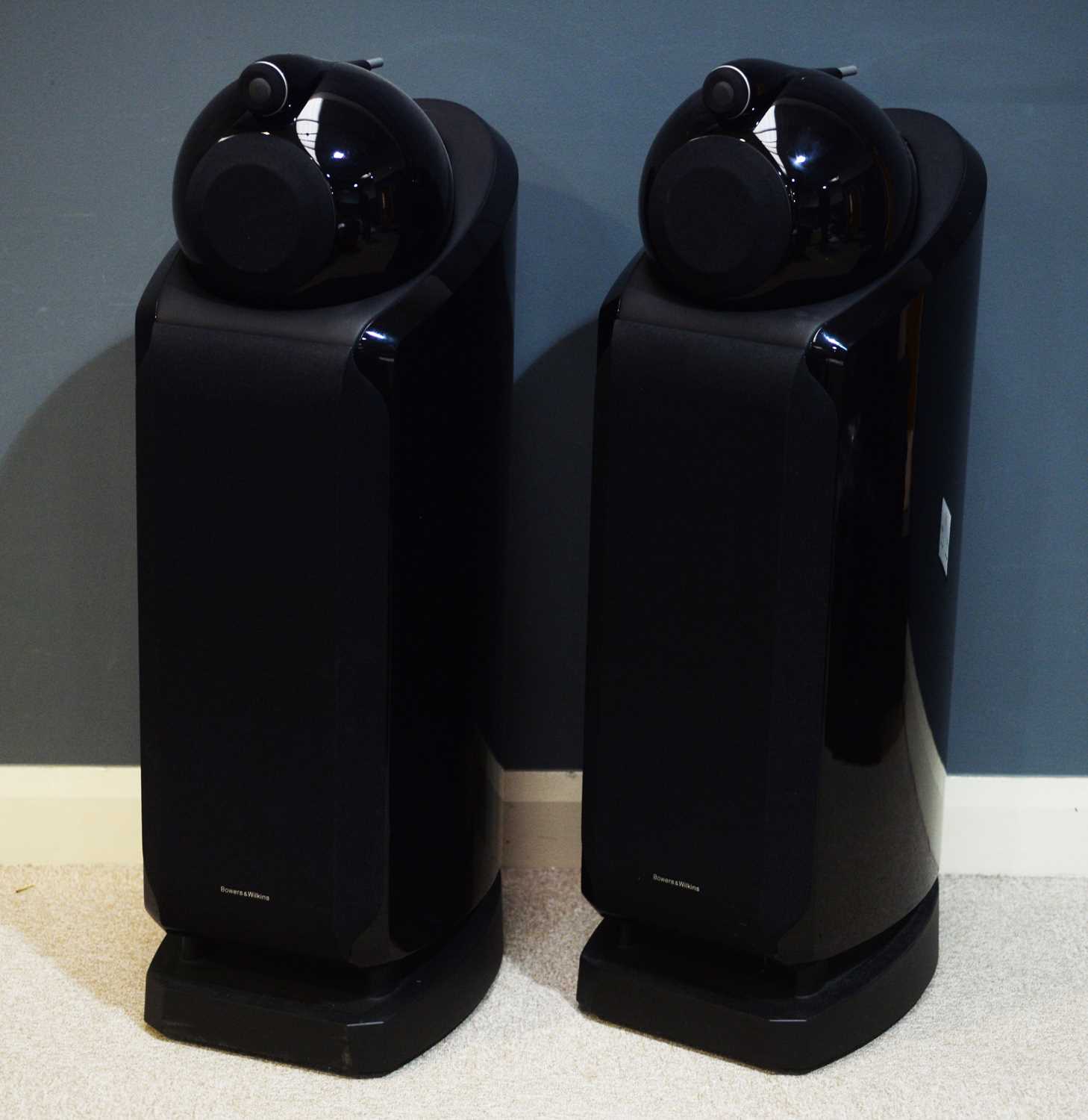 Lot 810 - A Pair of Bowers and Wilkins 802 floor standing speakers.