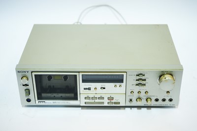 Lot 821 - Sony TC-K81 stereo cassette deck