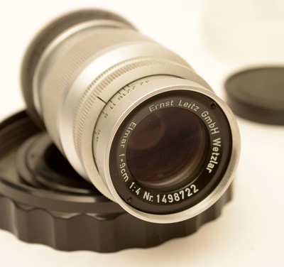 Lot 889 - A Leica 9cm lens.