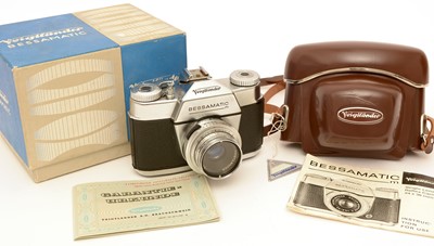 Lot 890 - A Bessamatic camera.