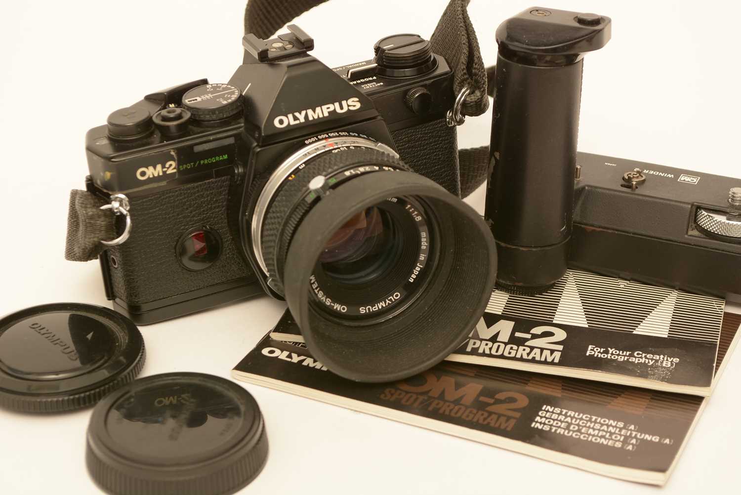 Lot 862 - An Olympus OM2 camera.