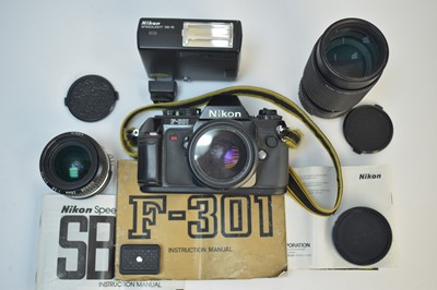 Lot 897 - A Nikon F-301 camera.