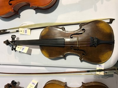 Lot 722 - 19th Century German Violin