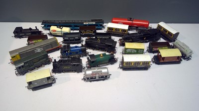 Lot 1149 - Locomotives and Rolling stock by Lima, Wrenn, Hornby, Tri-ang, Mainline etc.