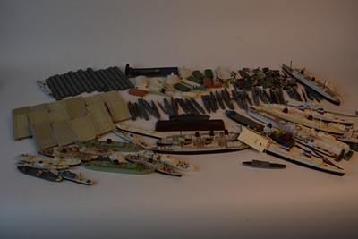 Lot 1162 - Tri-ang Minic and other lead and metal liners and naval warships etc