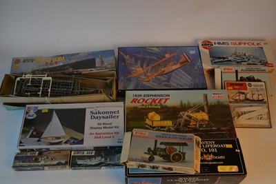 Lot 1166 - Plastic model kits by Airfix, Keil Kraft, Minicraft, etc.